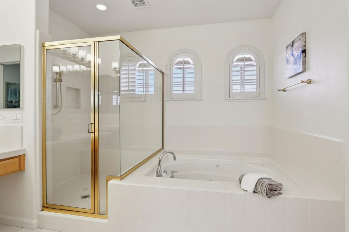 Detail Gallery Image 43 of 66 For 5867 Gleneagles Cir, San Jose,  CA 95138 - 4 Beds | 4/1 Baths