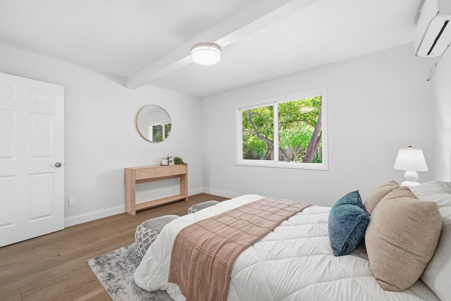 Detail Gallery Image 20 of 75 For 592 Sunnymount Ave, Sunnyvale,  CA 94087 - 5 Beds | 3 Baths