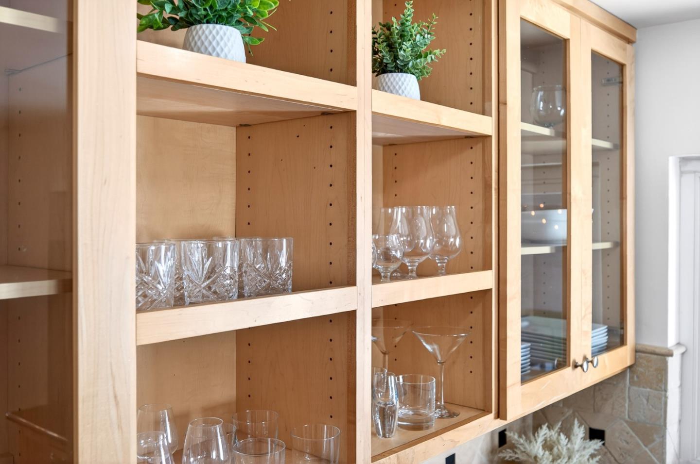 Detail Gallery Image 18 of 48 For 2089 Laurelei Ave, San Jose,  CA 95128 - 3 Beds | 1 Baths