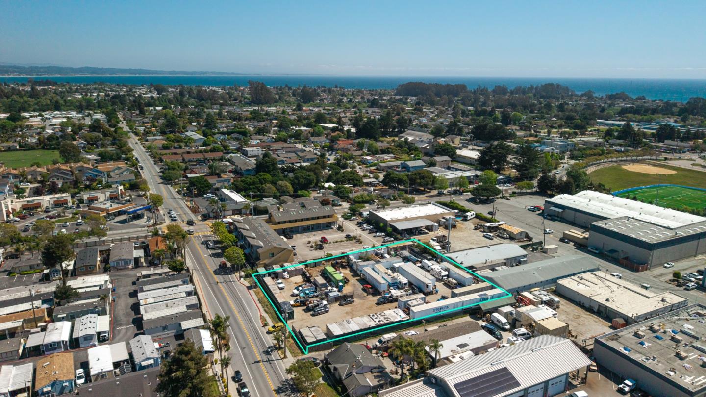 Detail Gallery Image 12 of 20 For 1600 Brommer St, Santa Cruz,  CA 95062 - – Beds | – Baths