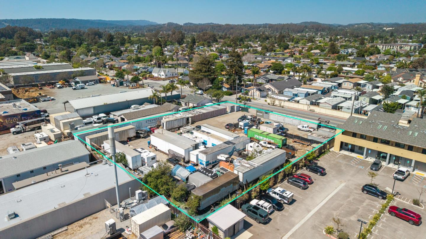 Detail Gallery Image 15 of 20 For 1600 Brommer St, Santa Cruz,  CA 95062 - – Beds | – Baths