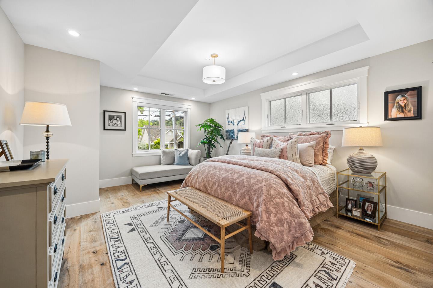 Detail Gallery Image 27 of 37 For 2724 Eaton Ave, San Carlos,  CA 94070 - 5 Beds | 4/1 Baths