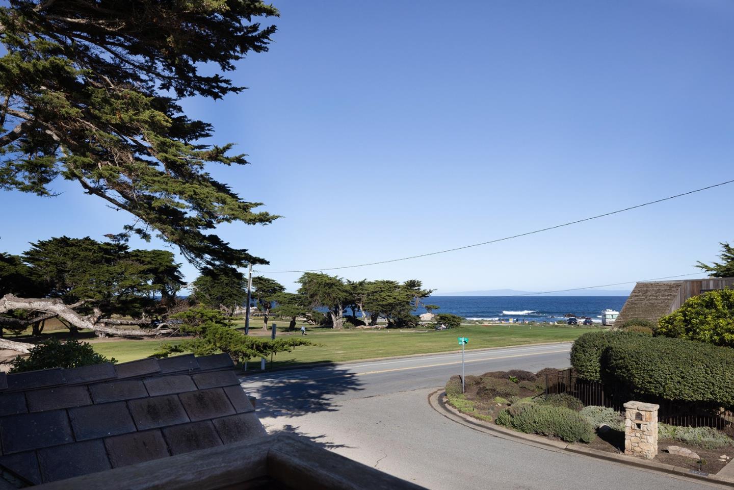 Detail Gallery Image 21 of 37 For 1273 Surf Ave, Pacific Grove,  CA 93950 - 4 Beds | 3/1 Baths