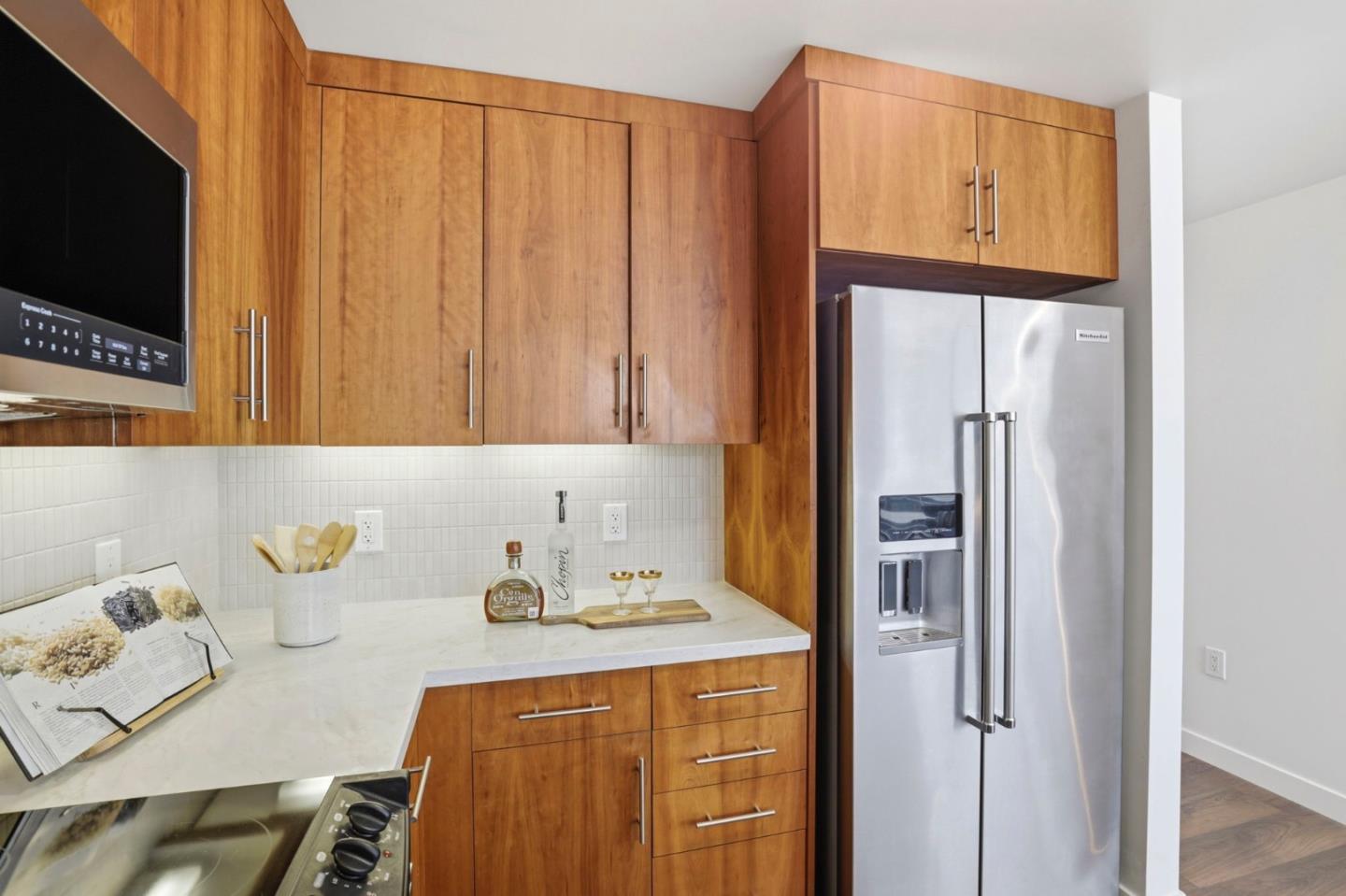 Photo #6: ML82043318 Listing: Photo #6