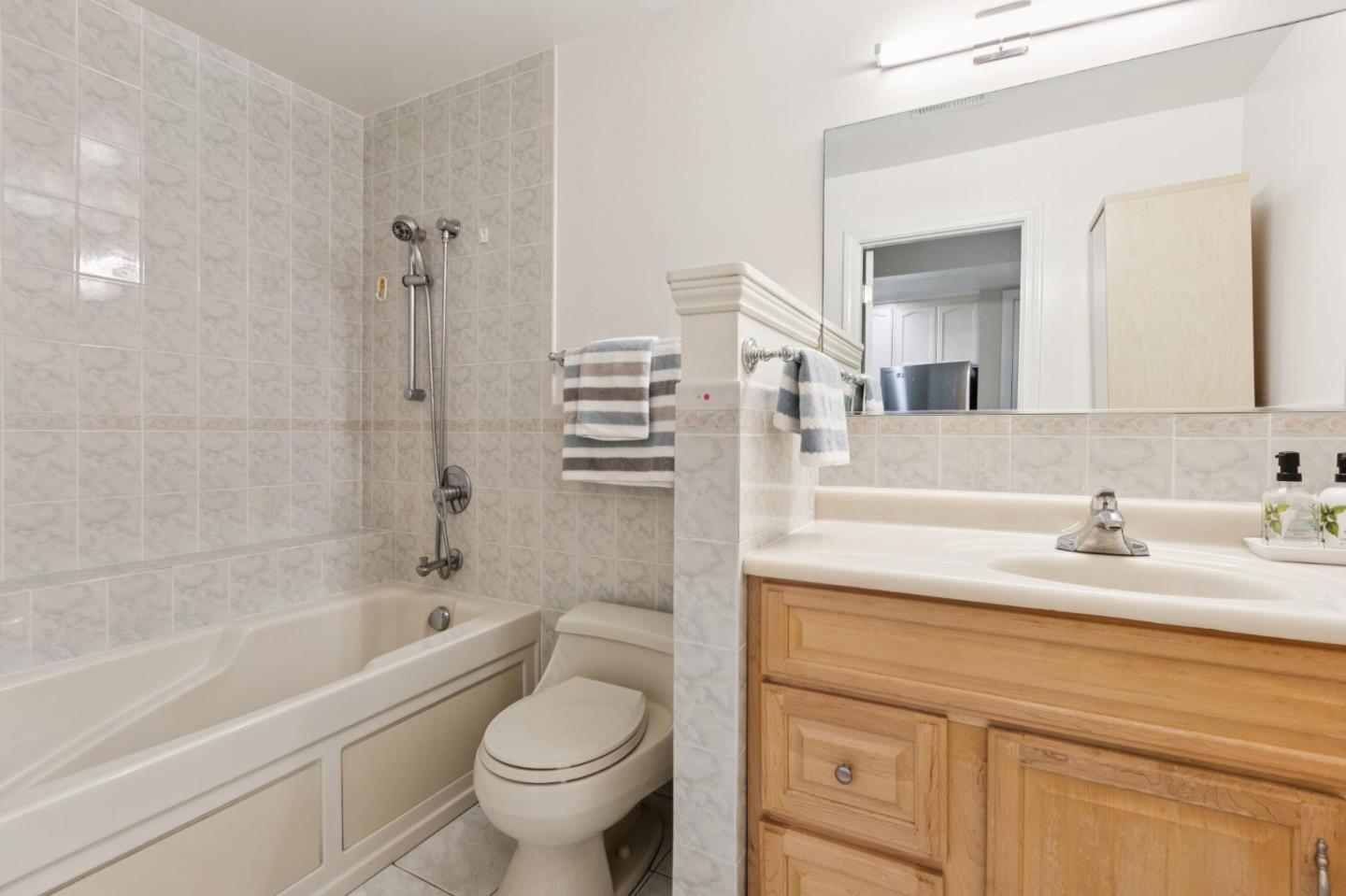 Detail Gallery Image 22 of 27 For 231 Ottawa Ave, San Francisco,  CA 94112 - 3 Beds | 2 Baths