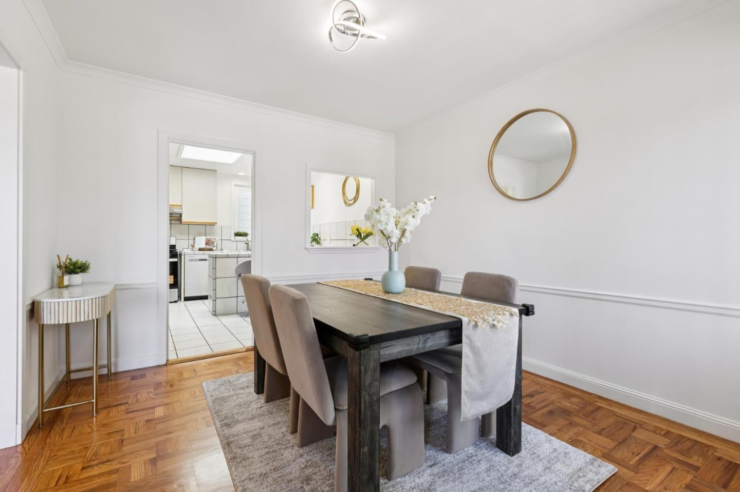 Detail Gallery Image 5 of 27 For 231 Ottawa Ave, San Francisco,  CA 94112 - 3 Beds | 2 Baths