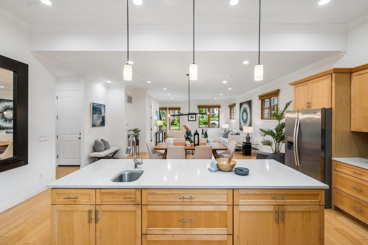 Detail Gallery Image 20 of 59 For 2308 Hillside Dr, Burlingame,  CA 94010 - 4 Beds | 3/1 Baths