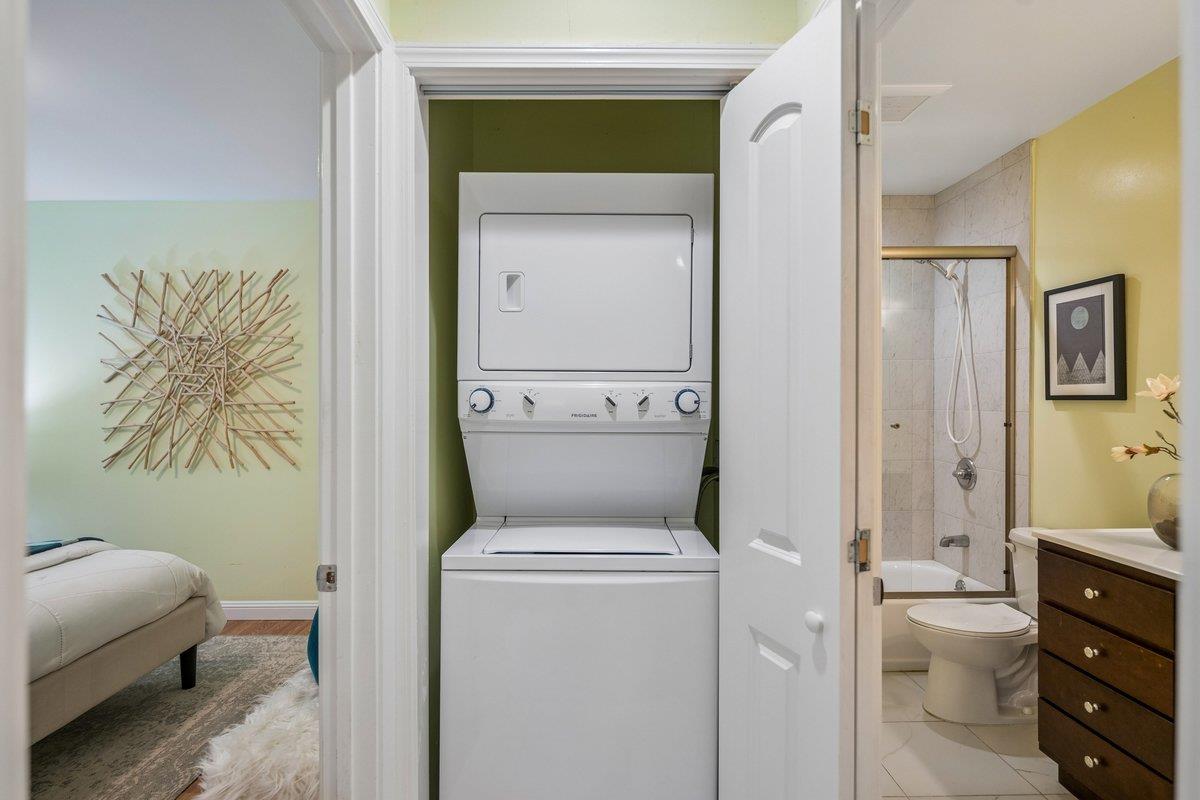 Detail Gallery Image 51 of 59 For 2308 Hillside Dr, Burlingame,  CA 94010 - 4 Beds | 3/1 Baths