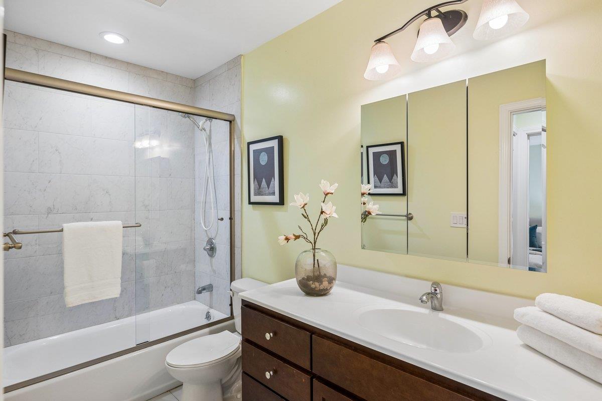 Detail Gallery Image 52 of 59 For 2308 Hillside Dr, Burlingame,  CA 94010 - 4 Beds | 3/1 Baths