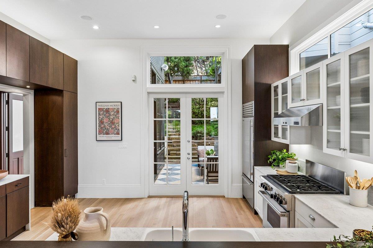 Detail Gallery Image 24 of 78 For 2148 Pine St, San Francisco,  CA 94115 - 4 Beds | 3/1 Baths