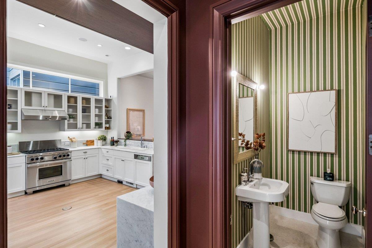 Detail Gallery Image 34 of 78 For 2148 Pine St, San Francisco,  CA 94115 - 4 Beds | 3/1 Baths