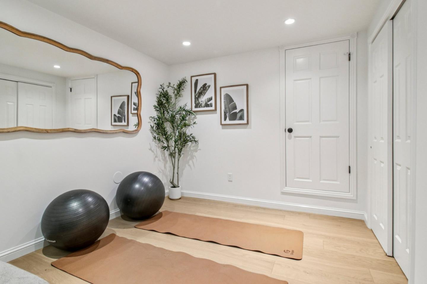 Detail Gallery Image 65 of 78 For 2148 Pine St, San Francisco,  CA 94115 - 4 Beds | 3/1 Baths