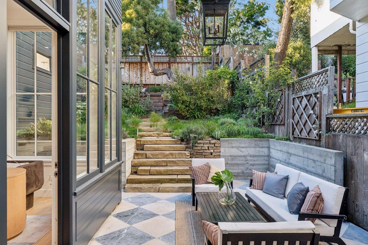 Detail Gallery Image 66 of 78 For 2148 Pine St, San Francisco,  CA 94115 - 4 Beds | 3/1 Baths