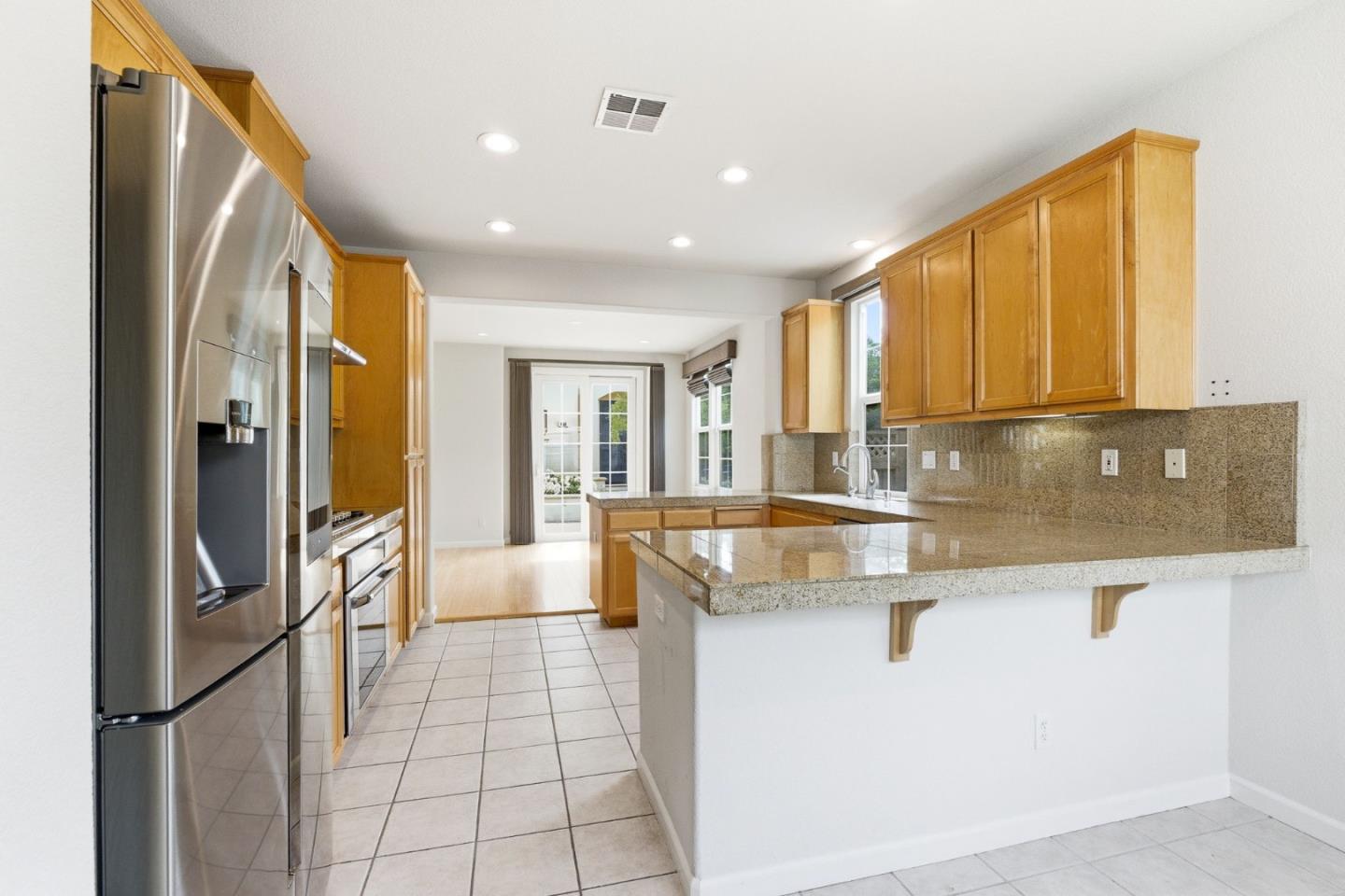 Detail Gallery Image 17 of 41 For 4179 Tobin Cir, Santa Clara,  CA 95054 - 3 Beds | 2/1 Baths