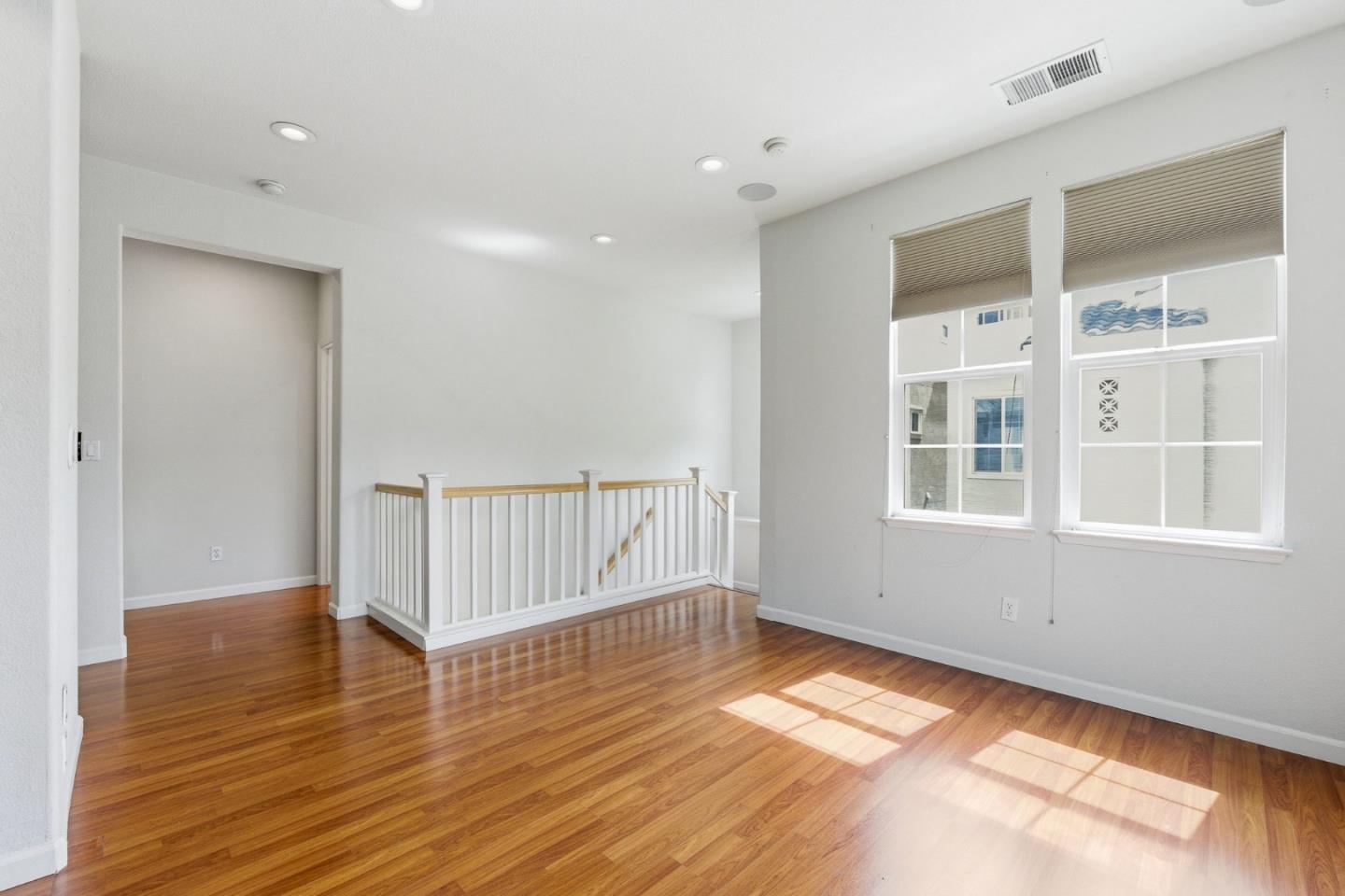 Detail Gallery Image 22 of 41 For 4179 Tobin Cir, Santa Clara,  CA 95054 - 3 Beds | 2/1 Baths