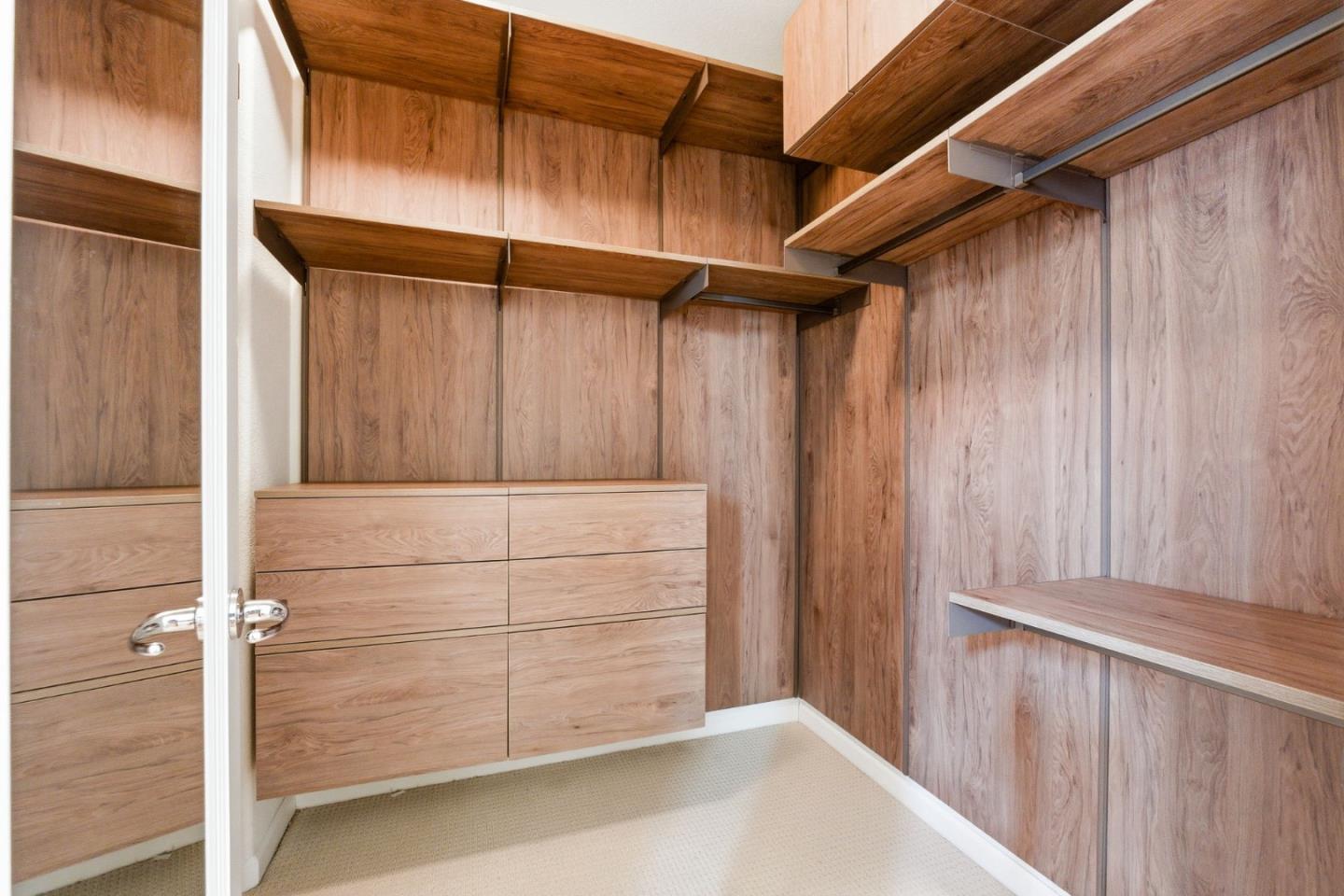 Detail Gallery Image 25 of 41 For 4179 Tobin Cir, Santa Clara,  CA 95054 - 3 Beds | 2/1 Baths