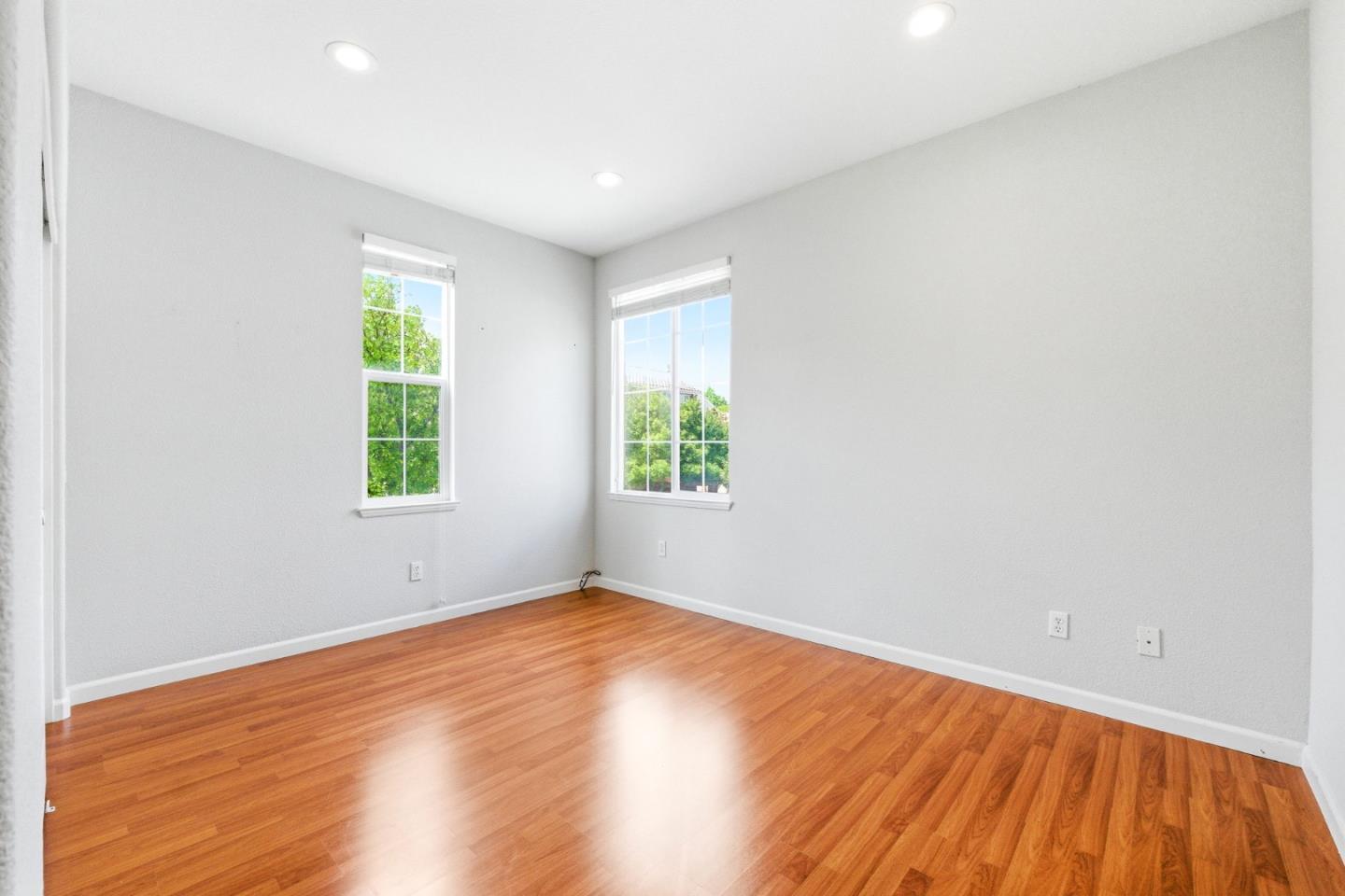 Detail Gallery Image 37 of 41 For 4179 Tobin Cir, Santa Clara,  CA 95054 - 3 Beds | 2/1 Baths