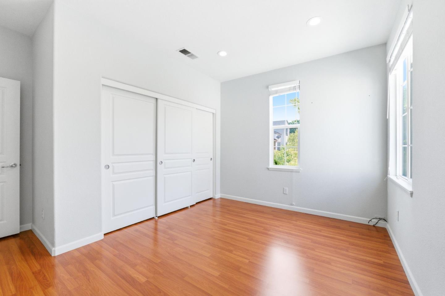 Detail Gallery Image 38 of 41 For 4179 Tobin Cir, Santa Clara,  CA 95054 - 3 Beds | 2/1 Baths