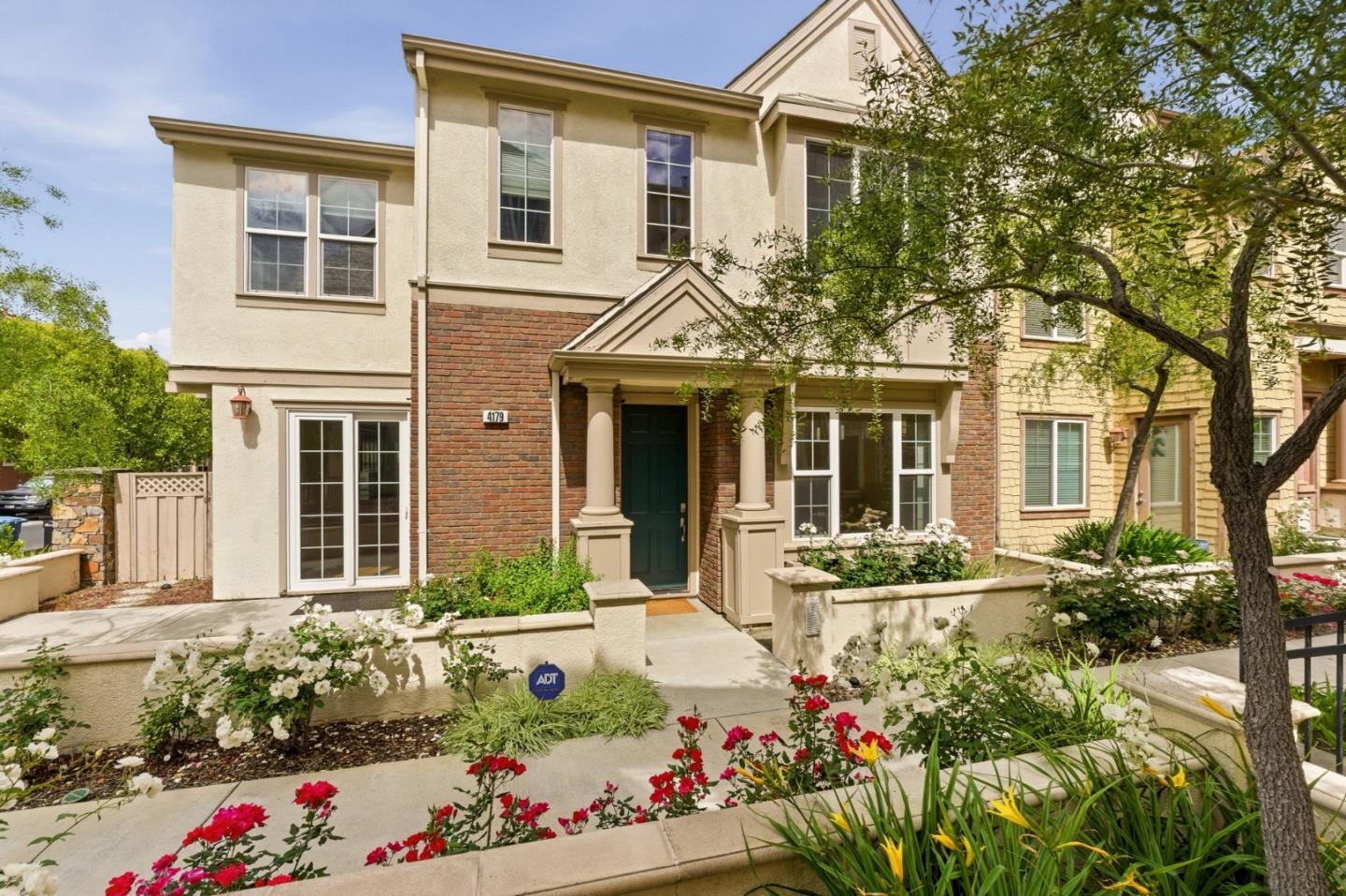 Detail Gallery Image 5 of 41 For 4179 Tobin Cir, Santa Clara,  CA 95054 - 3 Beds | 2/1 Baths