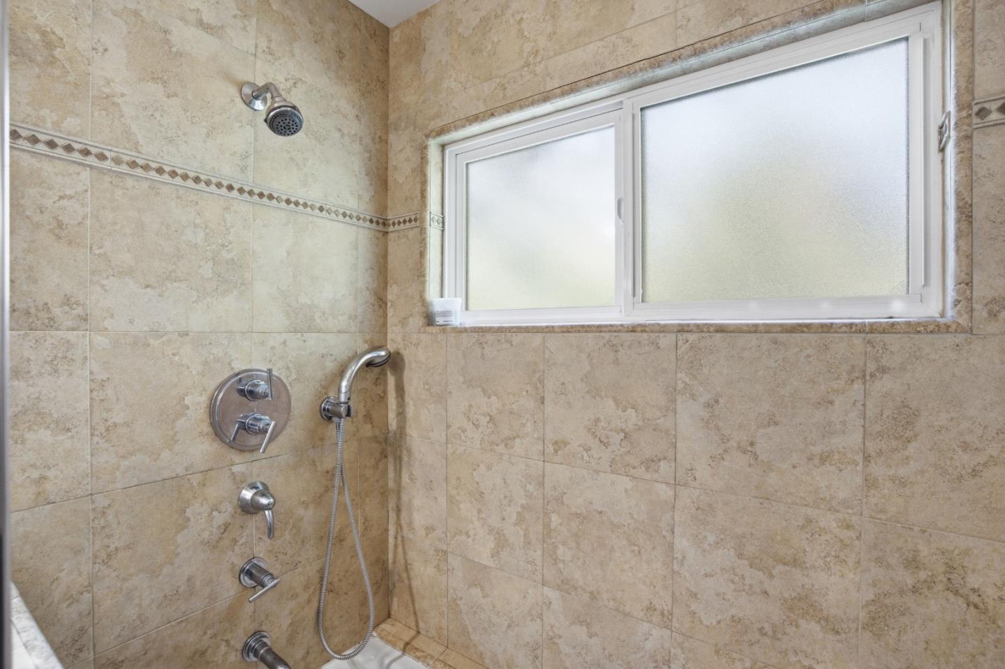 Detail Gallery Image 25 of 42 For 1627 Kentucky St, Redwood City,  CA 94061 - 3 Beds | 2 Baths