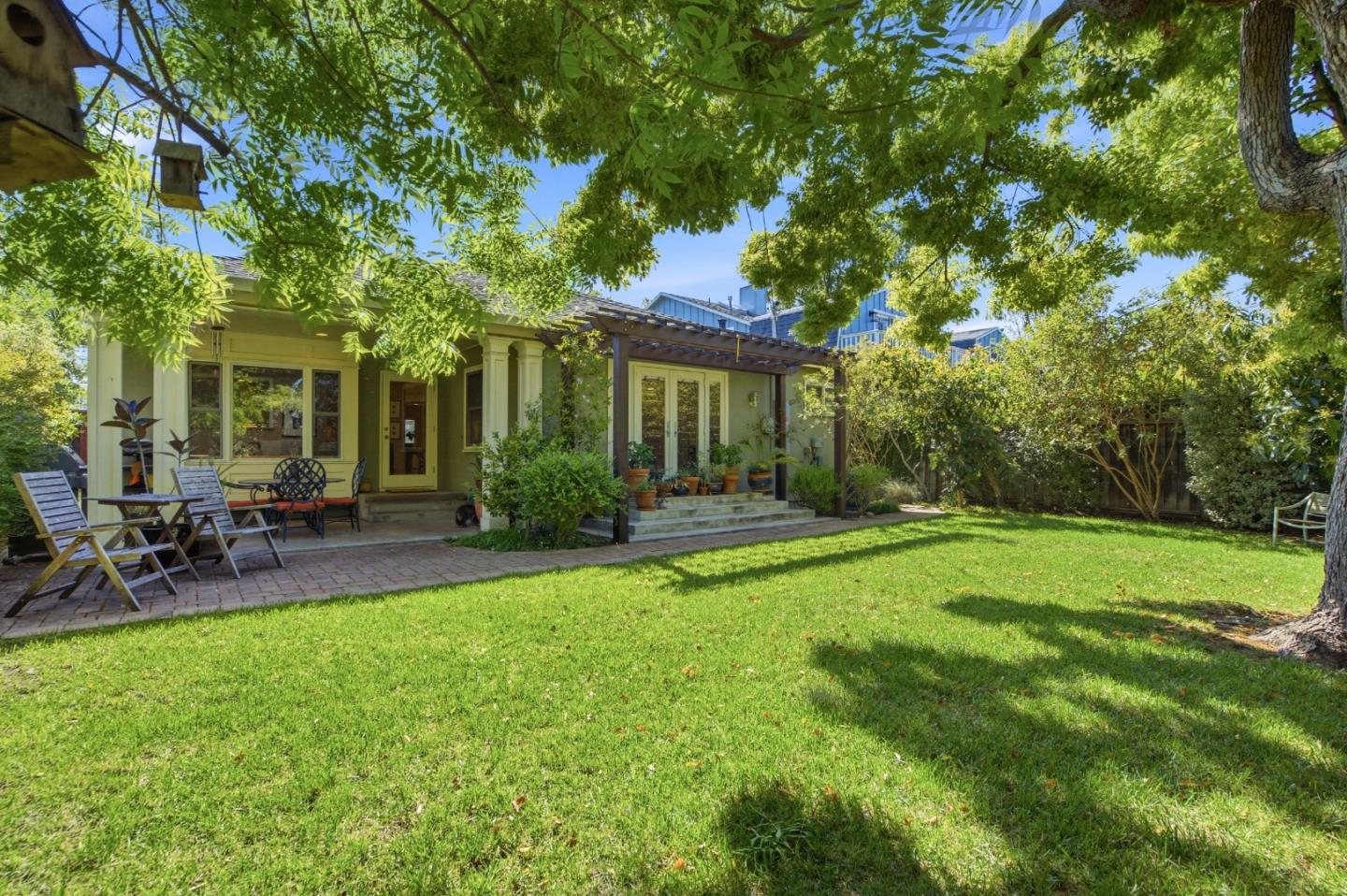 Detail Gallery Image 35 of 42 For 1627 Kentucky St, Redwood City,  CA 94061 - 3 Beds | 2 Baths