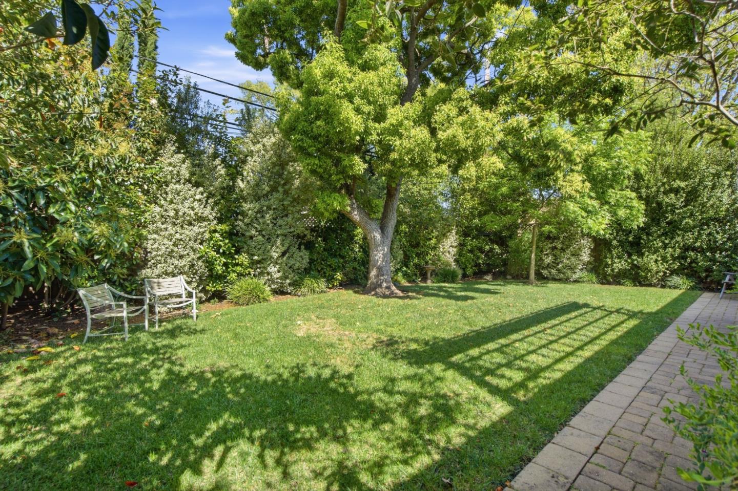 Detail Gallery Image 37 of 42 For 1627 Kentucky St, Redwood City,  CA 94061 - 3 Beds | 2 Baths