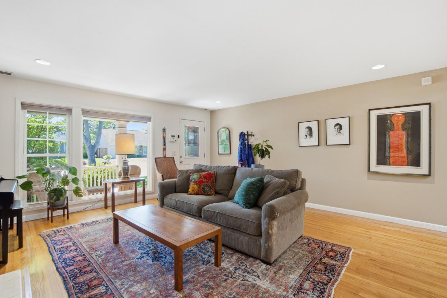 Detail Gallery Image 8 of 42 For 1627 Kentucky St, Redwood City,  CA 94061 - 3 Beds | 2 Baths