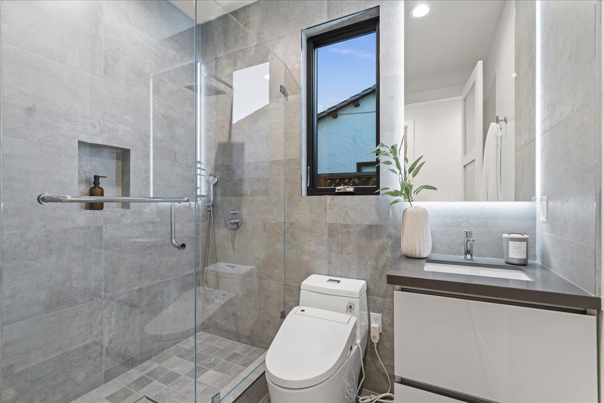 Detail Gallery Image 15 of 59 For 1127 Laurie Ave, San Jose,  CA 95125 - 4 Beds | 3/1 Baths