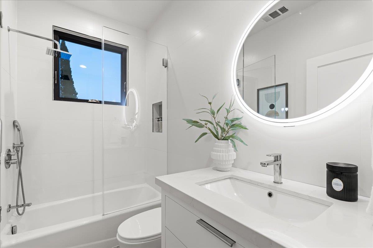 Detail Gallery Image 28 of 59 For 1127 Laurie Ave, San Jose,  CA 95125 - 4 Beds | 3/1 Baths