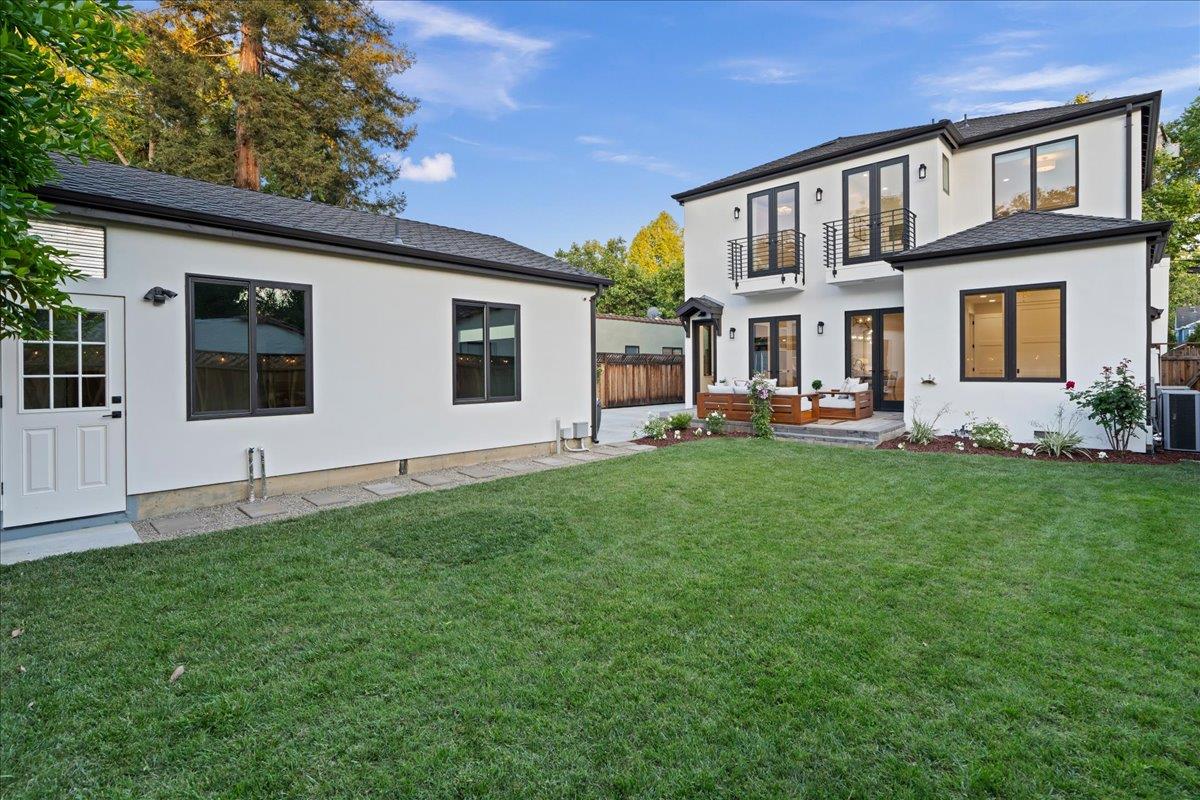 Detail Gallery Image 33 of 59 For 1127 Laurie Ave, San Jose,  CA 95125 - 4 Beds | 3/1 Baths