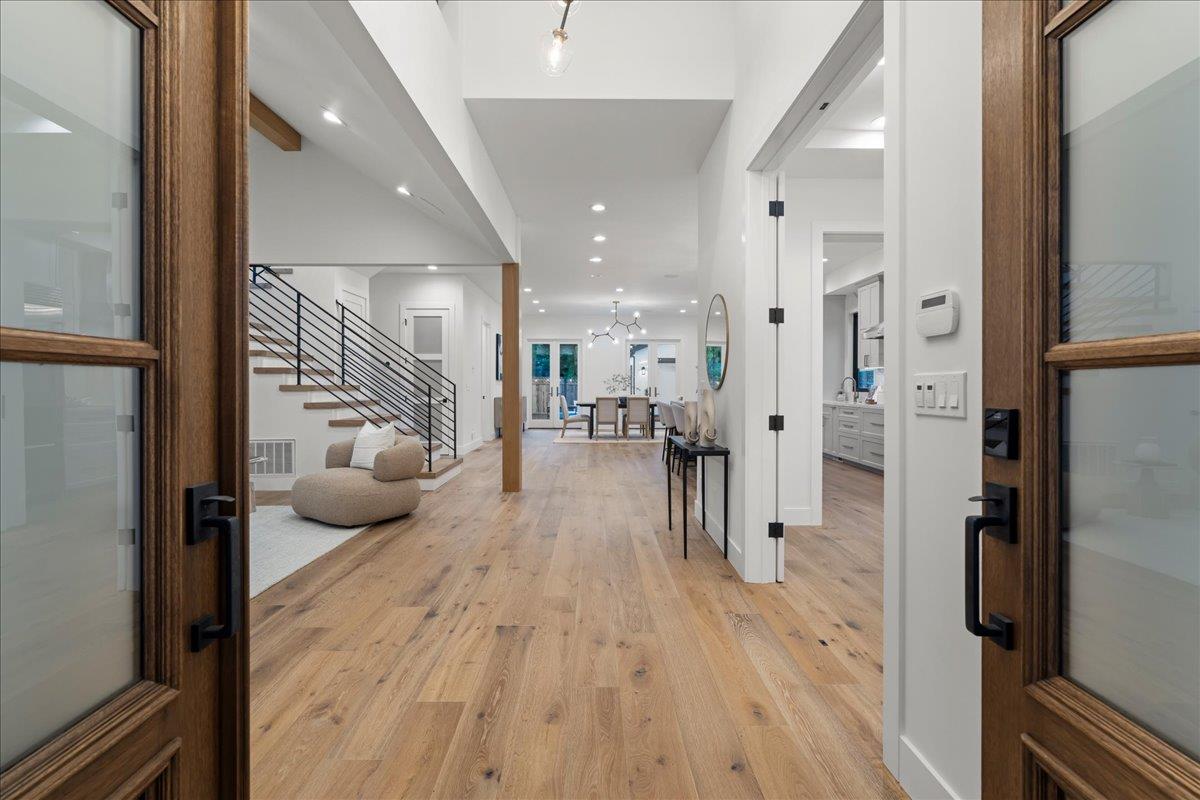 Detail Gallery Image 5 of 59 For 1127 Laurie Ave, San Jose,  CA 95125 - 4 Beds | 3/1 Baths