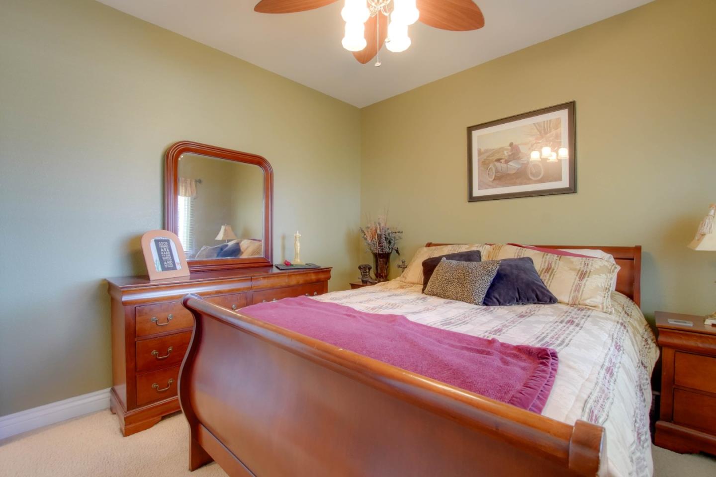 Detail Gallery Image 19 of 27 For 303 Taryn Ct, Hollister,  CA 95023 - 4 Beds | 3 Baths