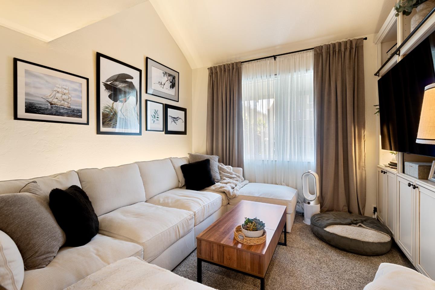 565 English Avenue UNIT 13, Monterey, CA, 93940