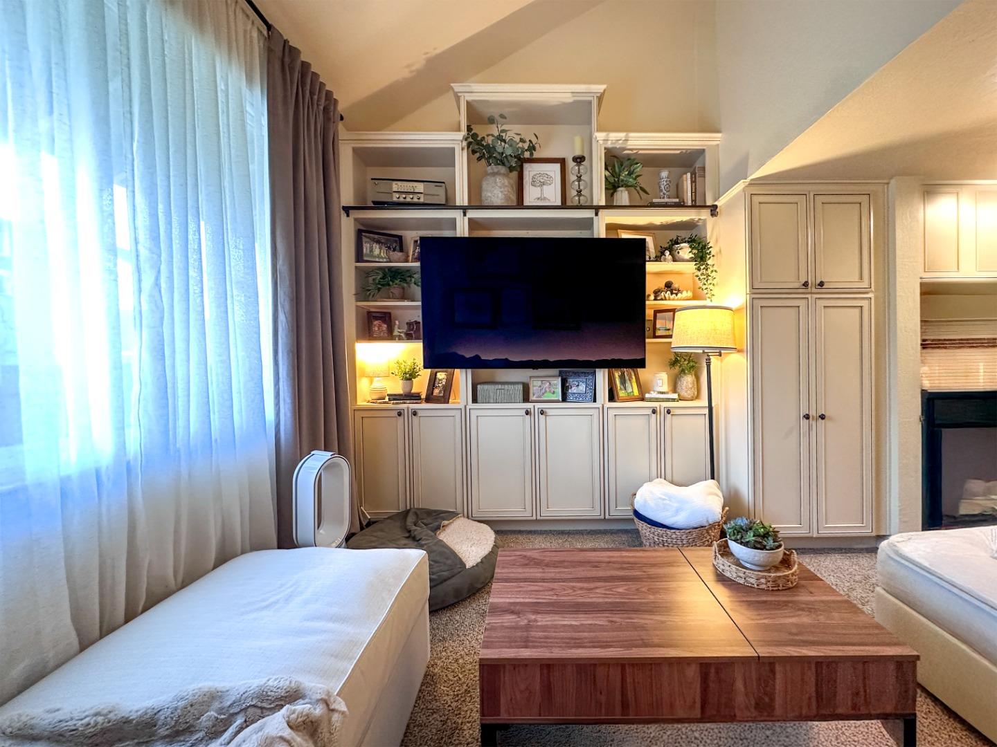 565 English Avenue UNIT 13, Monterey, CA, 93940