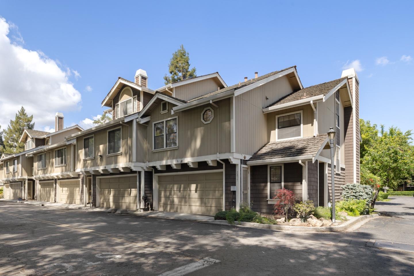 Detail Gallery Image 23 of 29 For 2477 Rebecca Lynn Way, Santa Clara,  CA 95050 - 2 Beds | 2/1 Baths