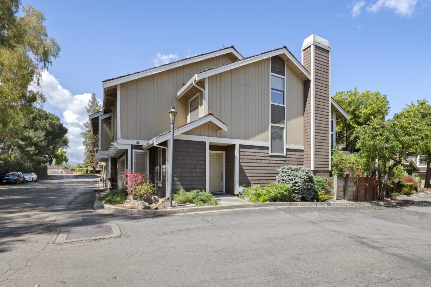 Detail Gallery Image 24 of 29 For 2477 Rebecca Lynn Way, Santa Clara,  CA 95050 - 2 Beds | 2/1 Baths