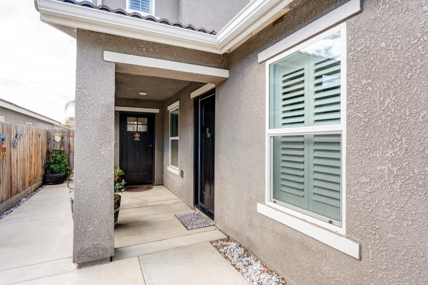 Detail Gallery Image 11 of 61 For Sansoni St, Los Banos,  CA 93635 - 5 Beds | 3/1 Baths