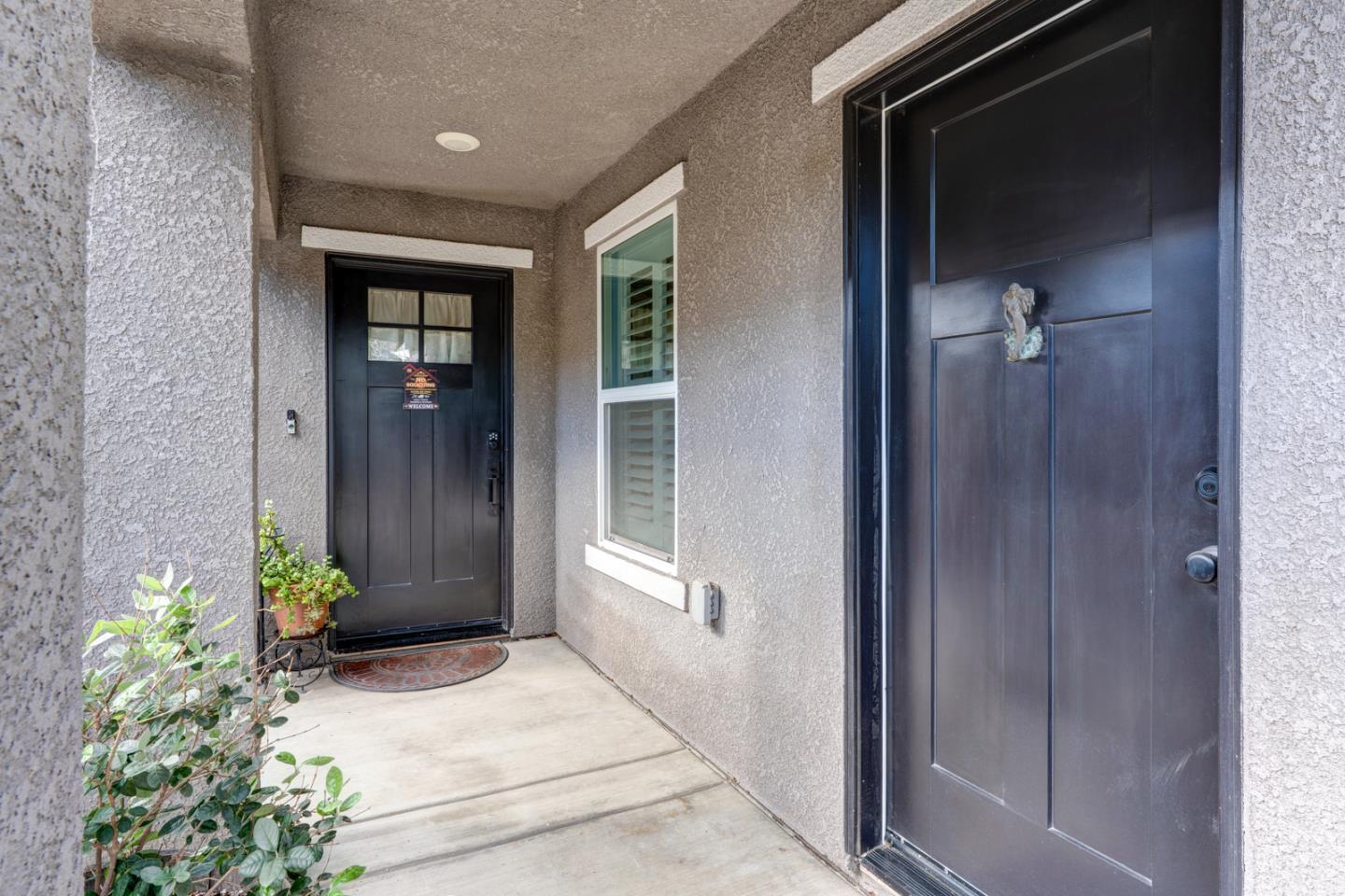 Detail Gallery Image 14 of 61 For Sansoni St, Los Banos,  CA 93635 - 5 Beds | 3/1 Baths