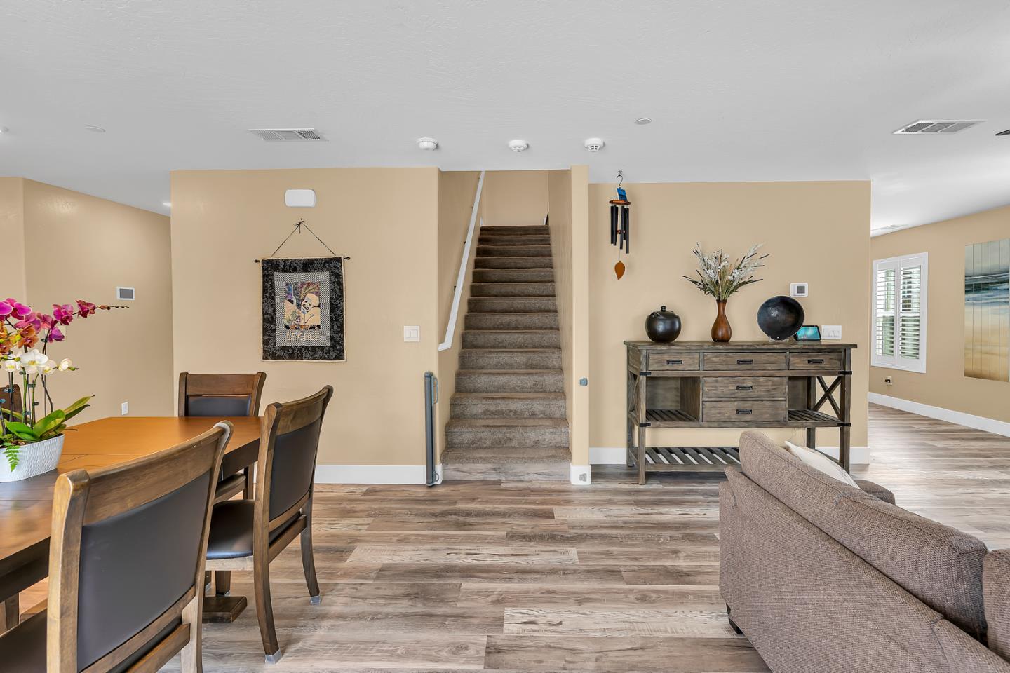 Detail Gallery Image 26 of 61 For Sansoni St, Los Banos,  CA 93635 - 5 Beds | 3/1 Baths