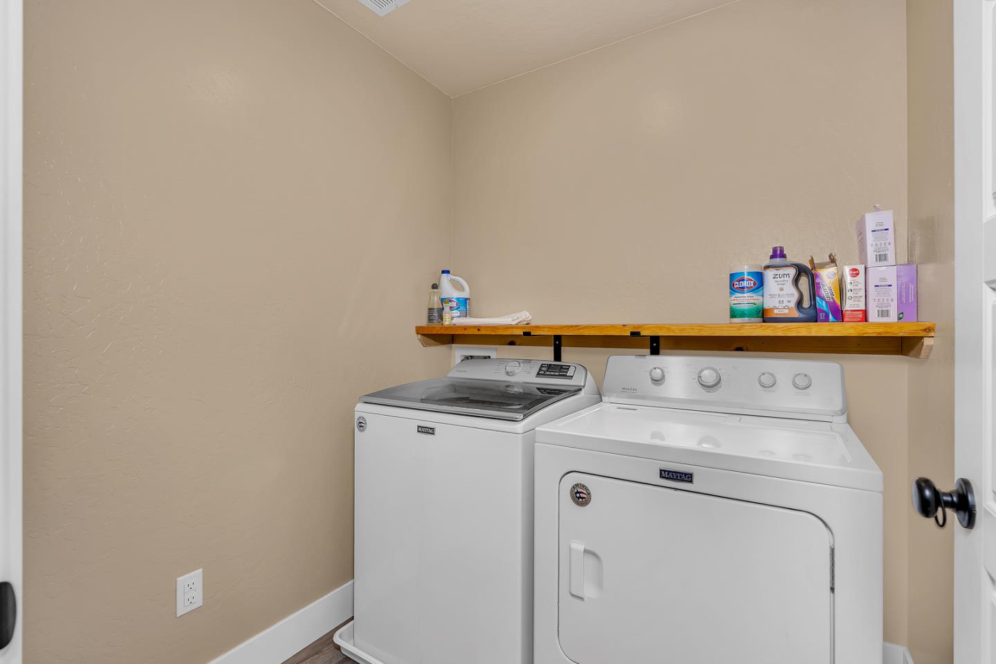 Detail Gallery Image 47 of 61 For Sansoni St, Los Banos,  CA 93635 - 5 Beds | 3/1 Baths