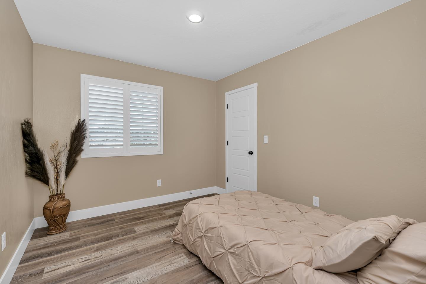 Detail Gallery Image 48 of 61 For Sansoni St, Los Banos,  CA 93635 - 5 Beds | 3/1 Baths