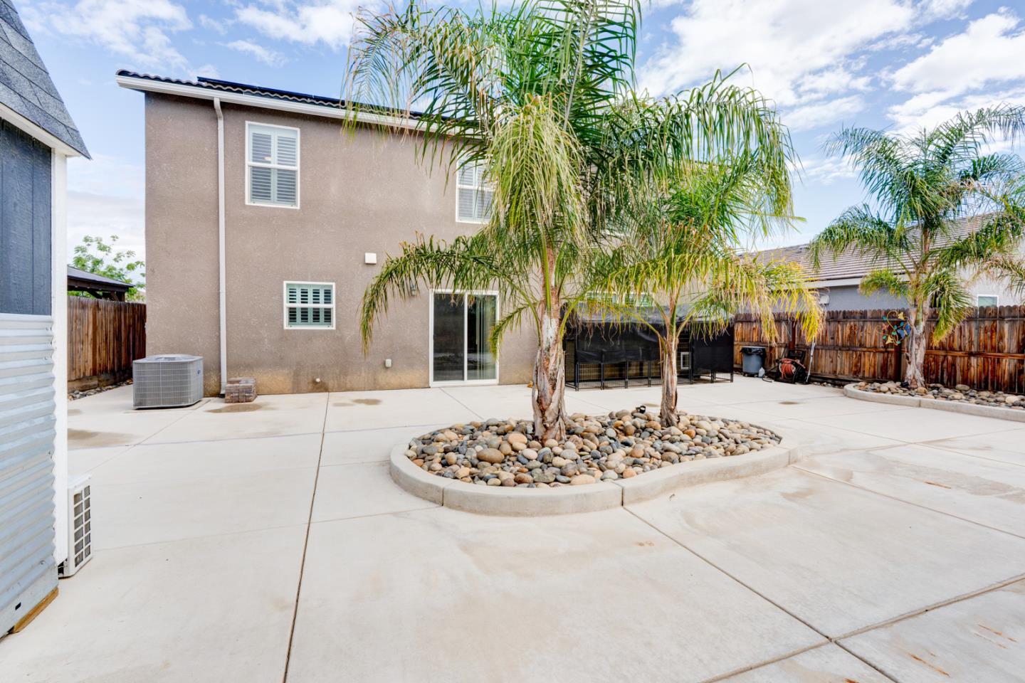 Detail Gallery Image 58 of 61 For Sansoni St, Los Banos,  CA 93635 - 5 Beds | 3/1 Baths