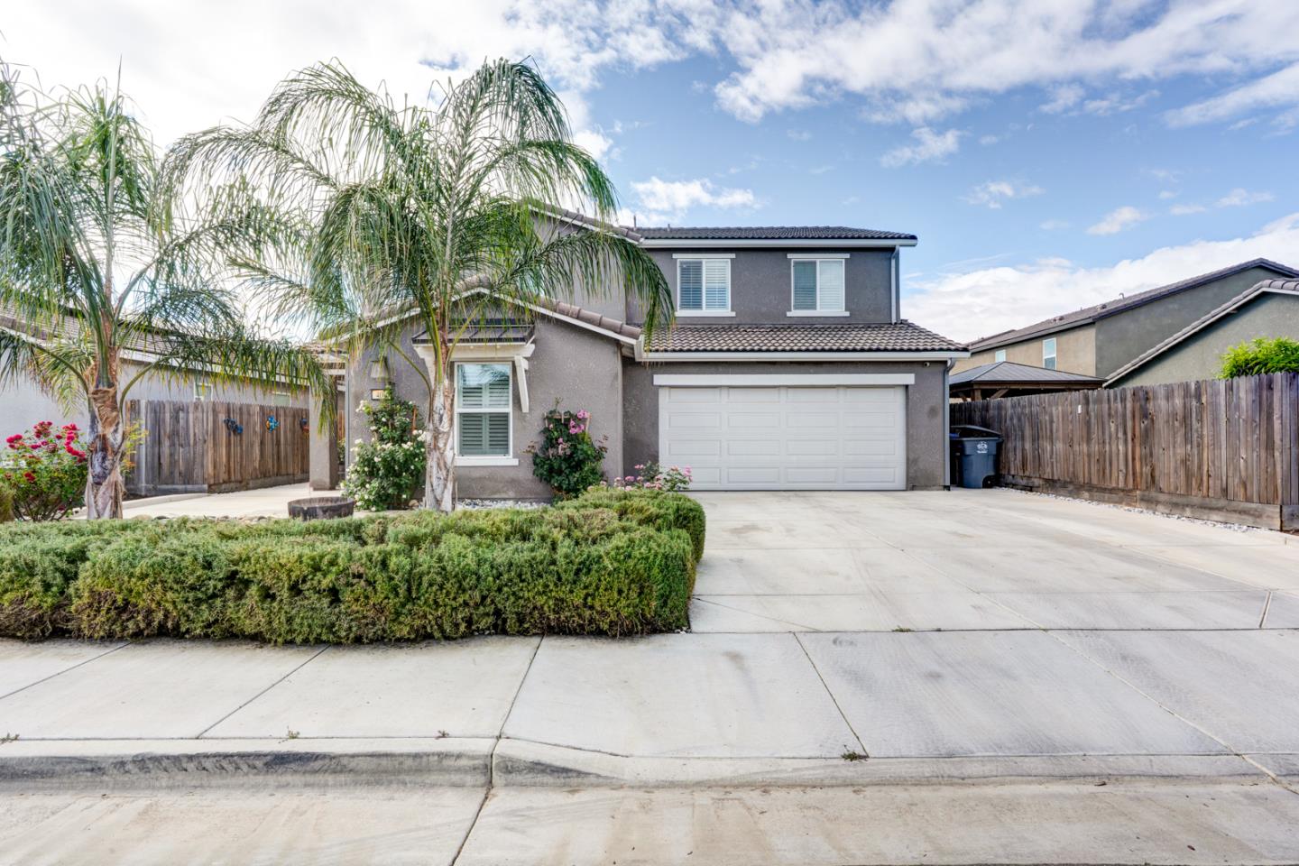 Detail Gallery Image 6 of 61 For Sansoni St, Los Banos,  CA 93635 - 5 Beds | 3/1 Baths