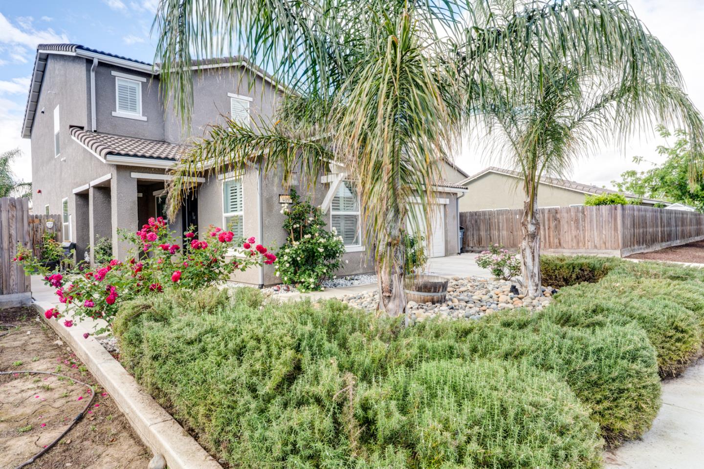 Detail Gallery Image 9 of 61 For Sansoni St, Los Banos,  CA 93635 - 5 Beds | 3/1 Baths