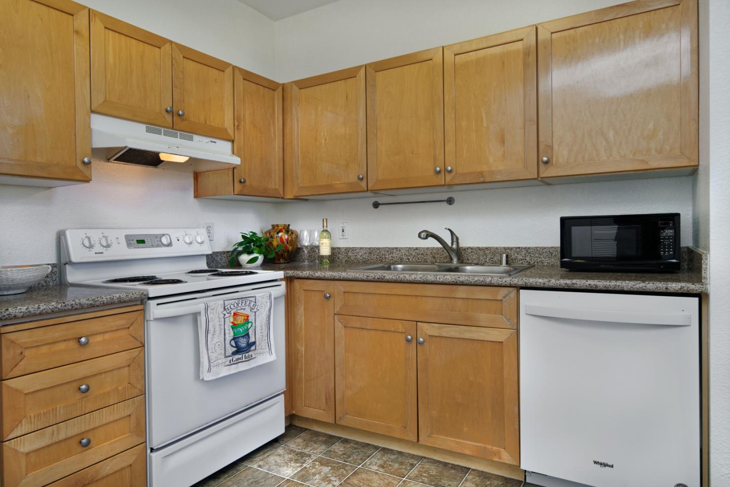 Detail Gallery Image 10 of 36 For 516 Martha St #207,  San Jose,  CA 95112 - 1 Beds | 1 Baths
