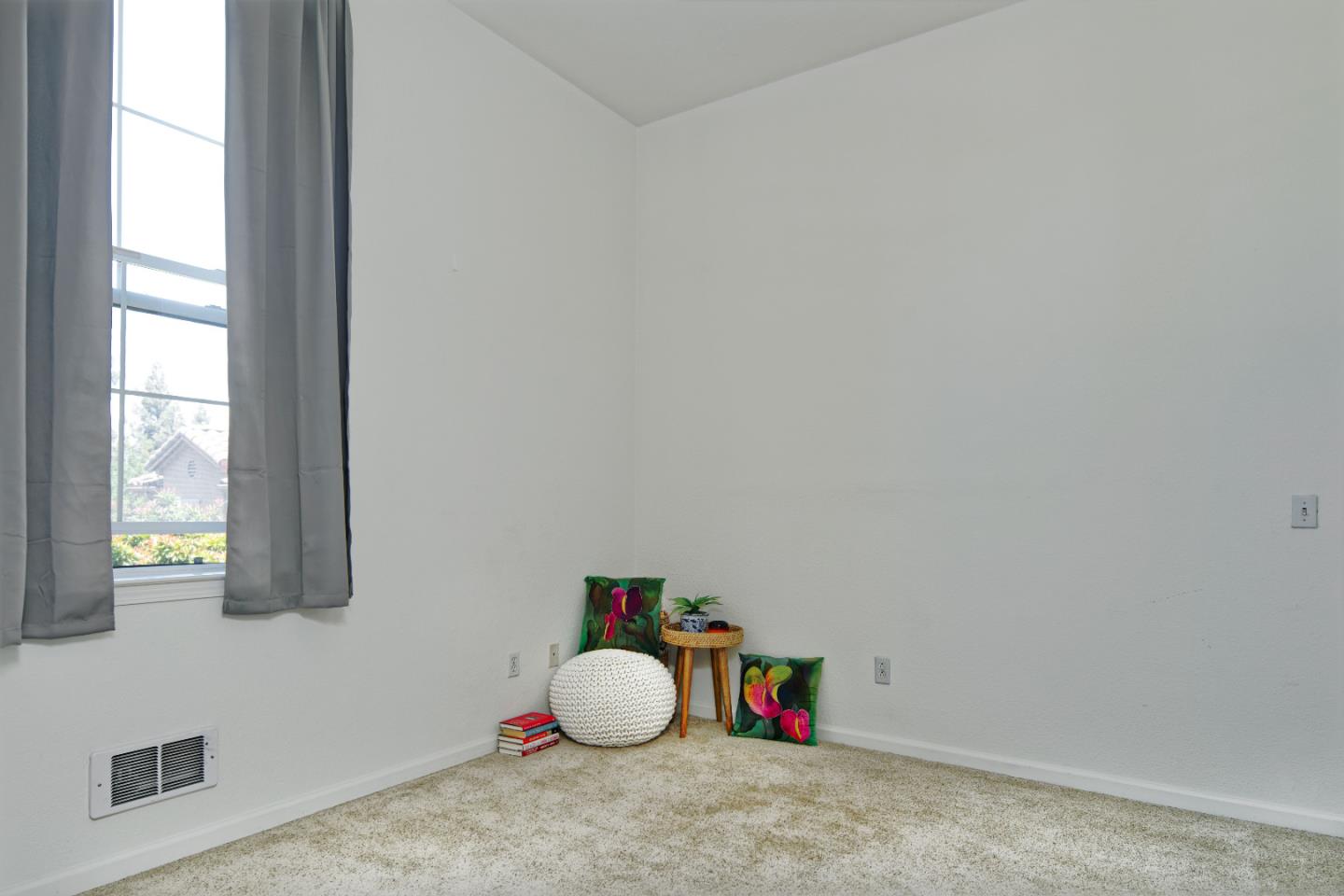 Detail Gallery Image 14 of 36 For 516 Martha St #207,  San Jose,  CA 95112 - 1 Beds | 1 Baths