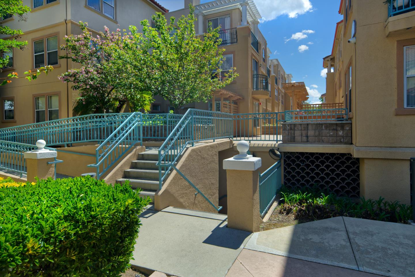 Detail Gallery Image 26 of 36 For 516 Martha St #207,  San Jose,  CA 95112 - 1 Beds | 1 Baths