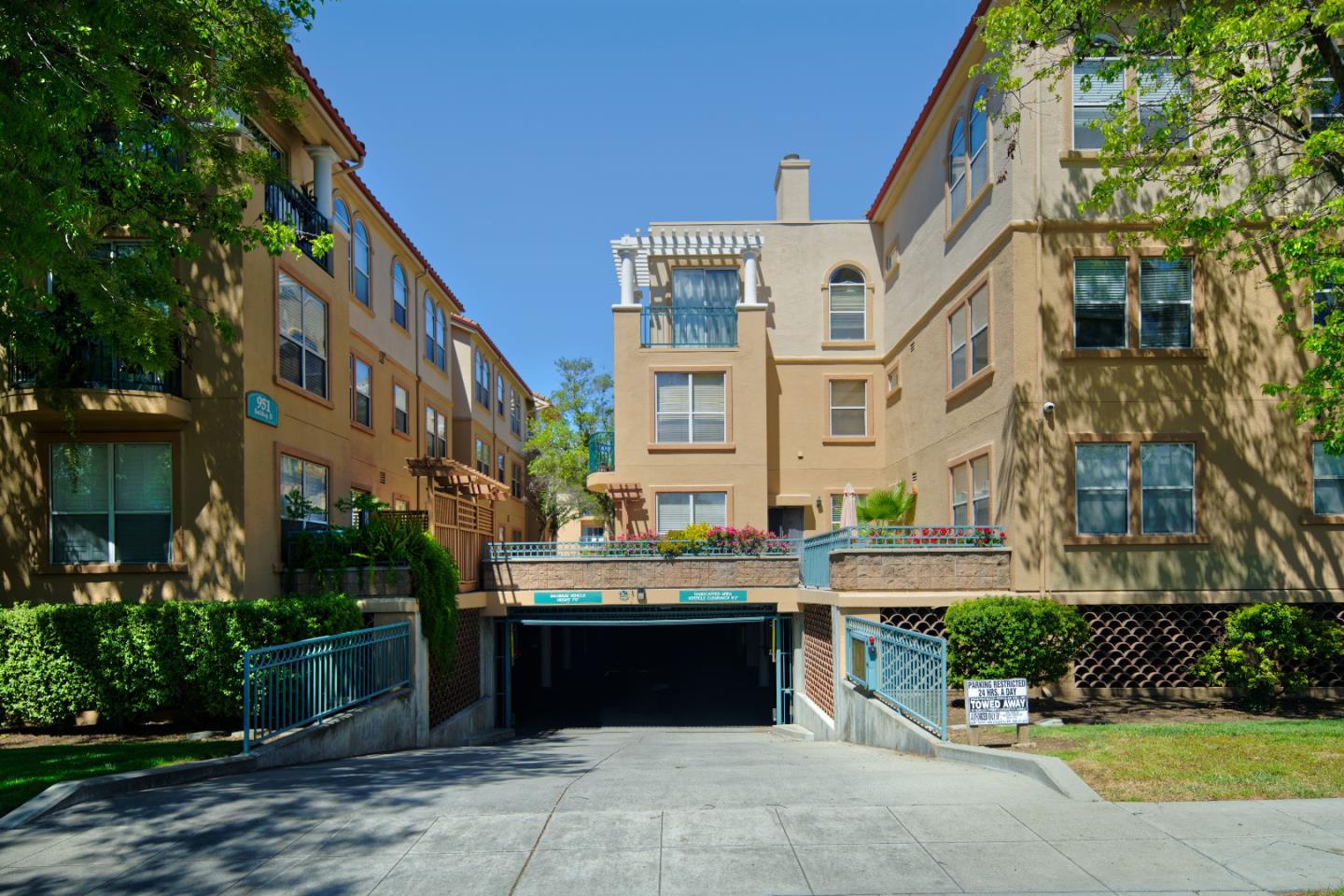 Detail Gallery Image 28 of 36 For 516 Martha St #207,  San Jose,  CA 95112 - 1 Beds | 1 Baths