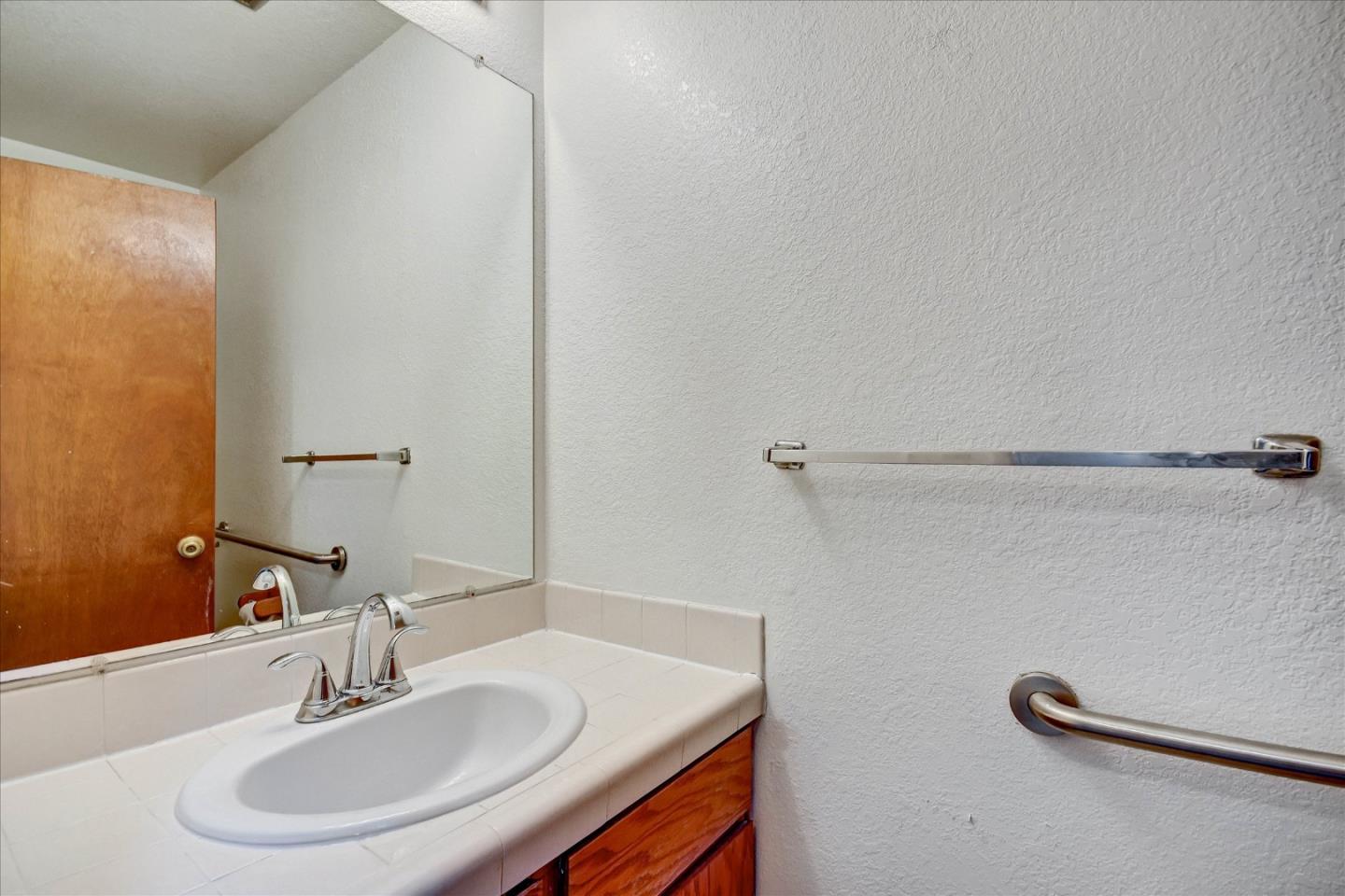 Photo #15: ML82043345 Listing: Photo #15