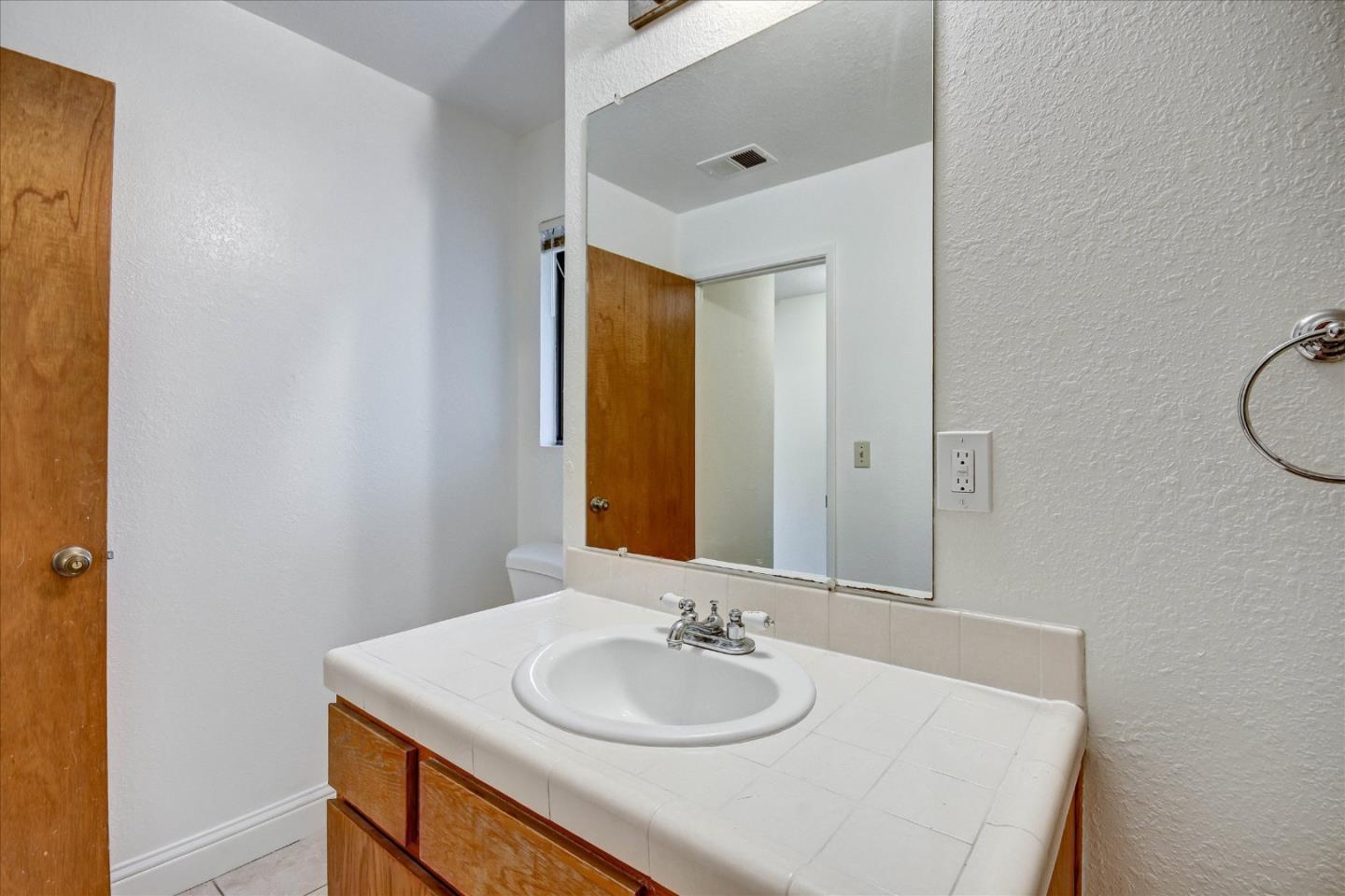 Photo #28: ML82043345 Listing: Photo #28